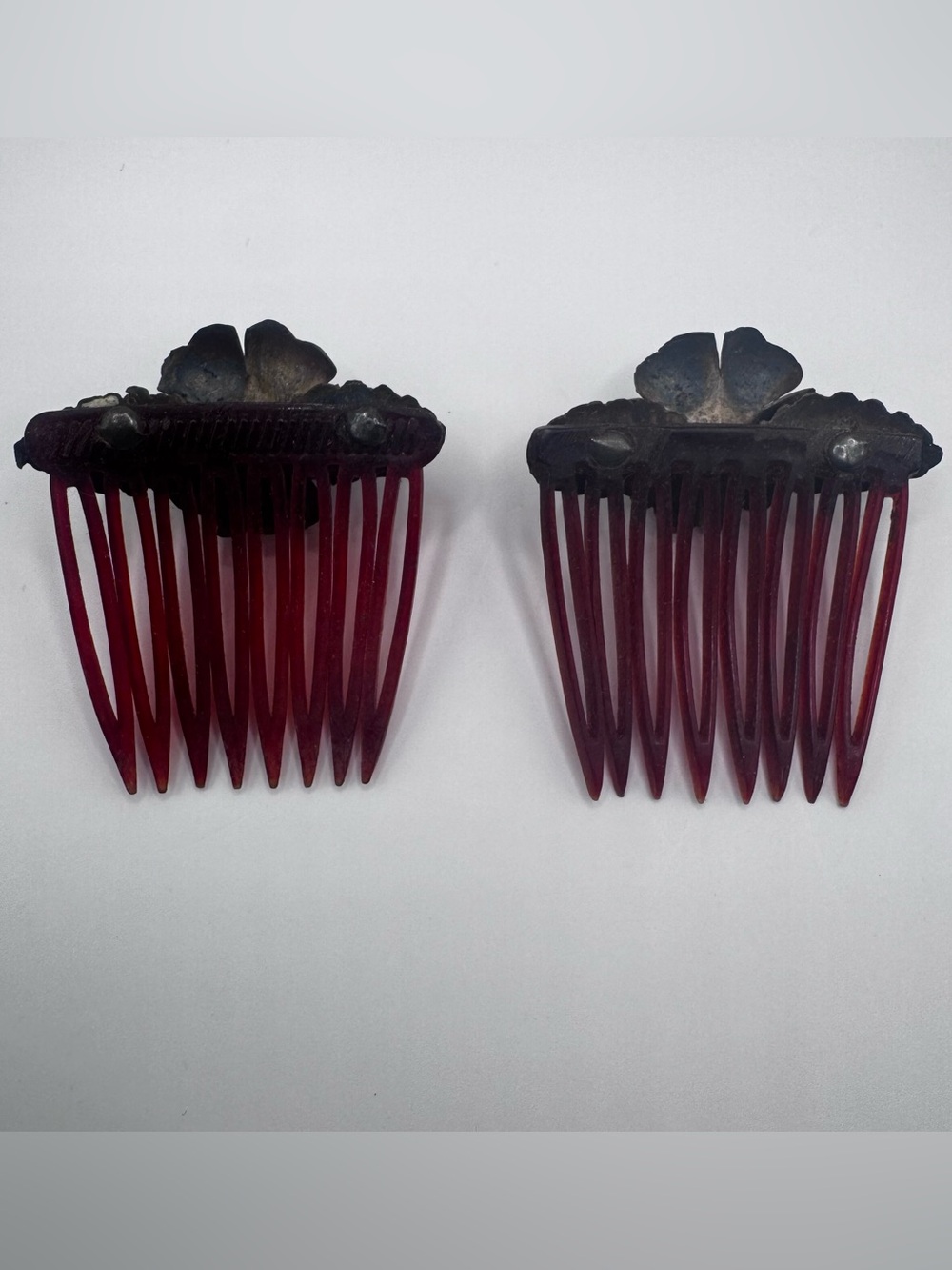 Set Of 2 Art Nouveau Era Hair Combs Celluloid Teeth Metal Floral Tops - Picture 2 of 9